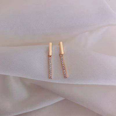 Simple Style Diamond-Embedded Straight Stick Simple One-Word Earrings for Women New Trendy Korean Graceful and Petite Earrings Silver Needle Wholesale