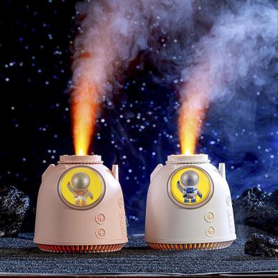 New Return Air Humidifier Cartoon Astronaut Flame Ambience Light Atomizer USB Household Small Humidifier