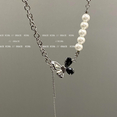 Butterfly Stitching Pearl Necklace Female Niche Design Advanced Clavicle Chain Cold Wind Sweet Cool Hot Girl Necklace Wholesale