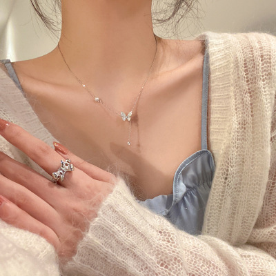 Butterfly Titanium Steel Necklace Female Light Luxury Minority Design Sense Advanced Clavicle Chain Internet Celebrity Fairy Temperamental Pearl Necklace