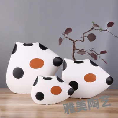 Nordic Light Luxury Ceramic Vase Hand Painted Flower Holder Modern Simple Ornaments Soft Decoration Home Polka Dot Crafts