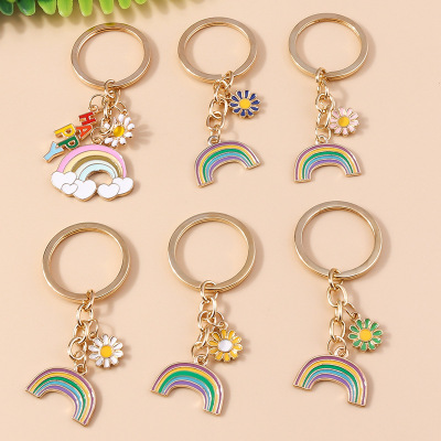 INS Sweet Loving Heart Rainbow Keychain Girl Heart Flower Daisy Handbag Bag Ornaments Accessories Pendant