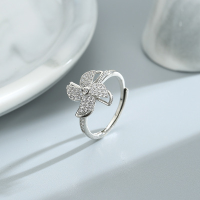 Foreign Trade Creative New Smart Spinning Snowflake Rhinestone Open Ring Christmas Childhood Windmill Rotating Ring Female