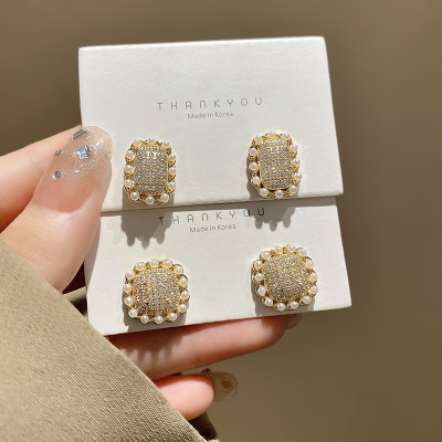 Retro Hong Kong Style Rhinestone Pearl Earrings Korean Fashionable Temperamental All-Match Simple Cold Style Petite Earrings Earrings for Women