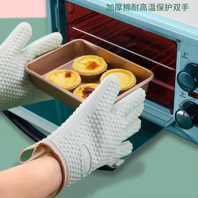 Shenzhen Factory Spot High Temperature Resistant Microwave Oven Gloves Heat Insulation Anti-Scalding Heat-Resistant Baking Silicone Gloves