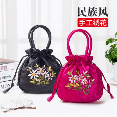 Handbag Handmade Embroidery Small Bag Ancient Ethnic Style Middle-Aged and Elderly Shopping Change and Phone Women's Bag Mother Clutch