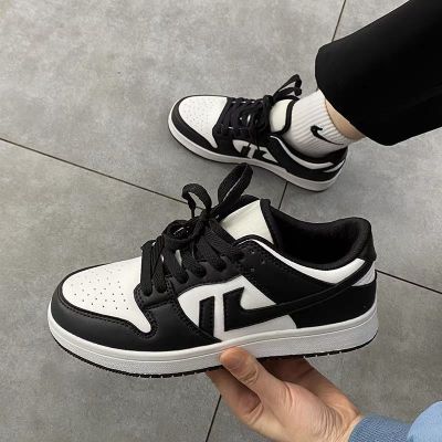 2022 Spring and Summer Shoes Men and Women Student Sneakers Trendy Couple Ins Fashion Brand Black and White Panda Internet-Famous Skateboard Shoes
