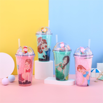 Creative New Cartoon Figures Fish Plastic Cup Summer Series Ice Crushing Cup High-Looking Portable Seal Cup with Straw