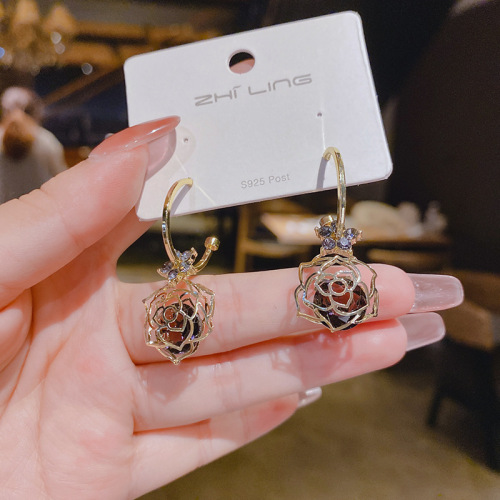 925 Silver Needle Flower Stud Earrings Female Three-Dimensional Petal Earrings korean New Online Celebrity Elegant Earrings Simple Ins Earrings