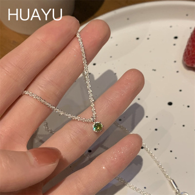 Light Luxury Minority Retro Green Gem Necklace Clavicle Chain 2022 New High-Grade Sparkling Necklace Wholesale