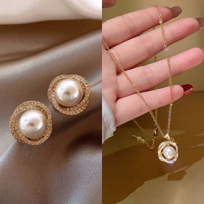 Diamond-Embedded Double-Ring Stud Earrings with Real Gold Electroplating Network Red Elegant Necklace Earings Set