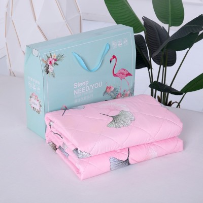 Factory Direct Sales Wholesale Airable Cover Summer Blanket Gift Quilt Gift Box Single Double Thin Quilt Quantity Discount