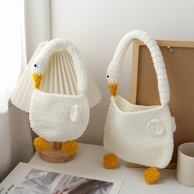 New Hand-Woven Children's Handbag Big Goose Cartoon Knitted Bag Boys and Girls Go out with Crossbody Coin Purse