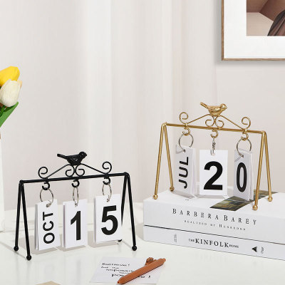 Nordic Simple Iron Bird Calendar Ornaments Creative Desktop Page Turning Small Desk Calendar Living Room Hallway Decoration Small Ornament