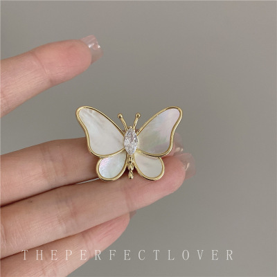 Corsage New Butterfly Brooch Advanced Design Elegant All-Match Mother Shell Corsage Anti-Unwanted-Exposure Buckle