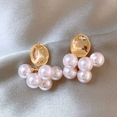 Silver Needle Korean Pearl Retro French High-Grade Light Luxury Summer New Studs Women's Environmental Protection