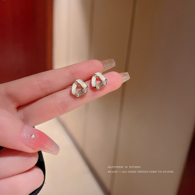 Geometric Triangle Earrings Studded with Zircon Women's New Fashion Simple and Elegant Earrings Small Retro Ear Rings