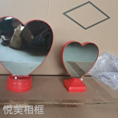Mirror Heart-Shaped Mirror Small Led Light Mirror