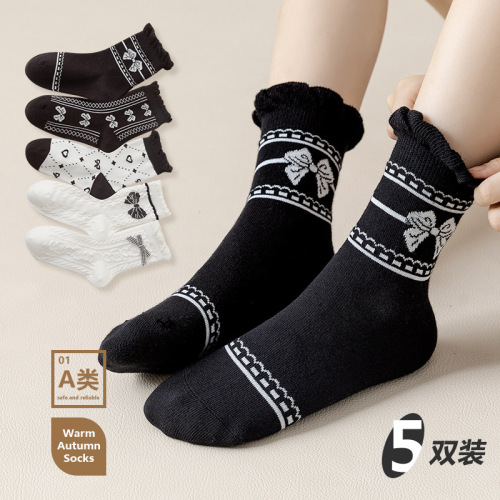22 autumn and winter children‘s socks black and white love girl‘s socks lace bow cotton socks lolita style girls‘ socks wholesale