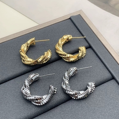Circle round Earrings Light Luxury Design Gold Ear Ring Female Korean Elegant Earrings Internet Hot New