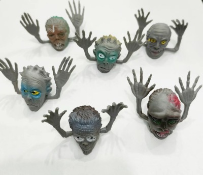 6 Ghost Head Finger Stall Halloween Trick Party Plastic PVC Toy Model