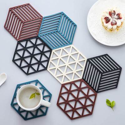 Hexagonal Nordic Table Insulation Mat Hollow Coasters Personality Silicone Pot Pad Coaster Kitchen Heat-Resistant Placemat Household