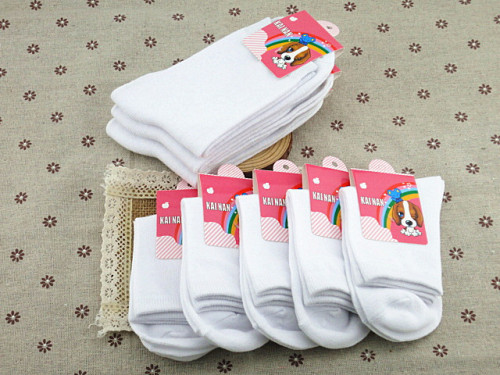 children‘s socks white socks autumn and winter pure cotton yarn student socks cotton yarn socks black children‘s socks wholesale customization