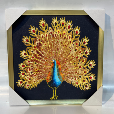 Peacock Handmade Gold Thread Painting Handmade Gold Silk Decorative Painting Gilding Handmade Painting Gold Thread Three-Dimensional Handmade Finish Calligraphy and Painting