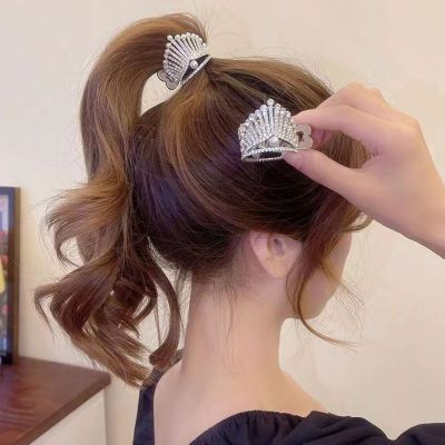 Rhinestone Pearl Crown Bun Grip Women's High Ponytail Fixed Gadget Metal Updo Shark Clip Hair Clip Headdress