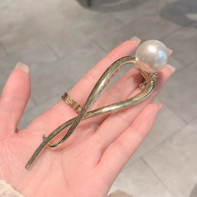 New Pearl Banana Clip High Sense Back Head Clip Hairware Frog Buckle Large Hair Clip Duckbill Clip Hairpin